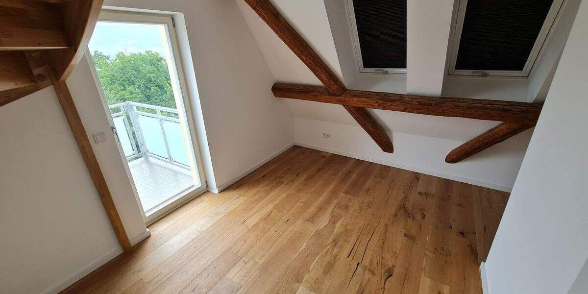 Mehrfamilienhaus, Wohnhaus Jena Zwätzen - 6 Zimmer, 1.830&euro; | Angebot:24872597