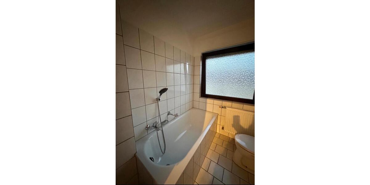 Etagenwohnung Philippsburg - 2 Zimmer, 65 m&sup2;, 1.300&euro; | Angebot:25716838