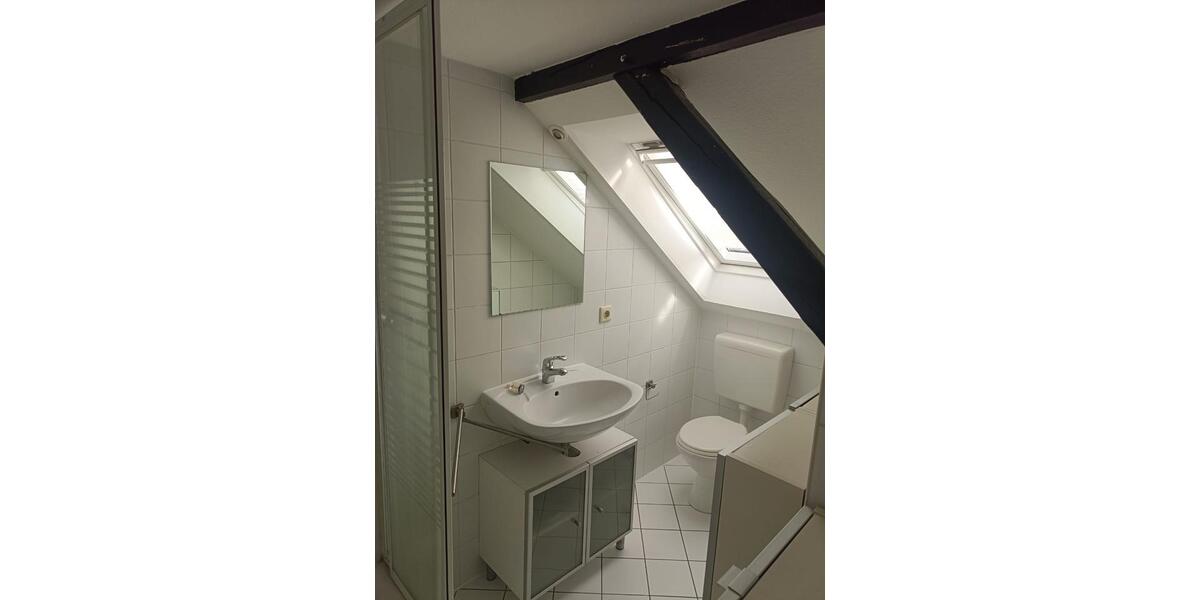 Dachgeschoßwohnung Bielefeld Schildesche - 1 Zimmer, 25 m&sup2;, 400&euro; | Angebot:25994260