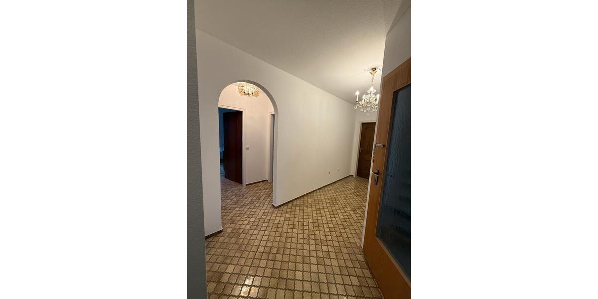Etagenwohnung Germering - 4 Zimmer, 110 m&sup2;, 2.050&euro; | Angebot:25831515