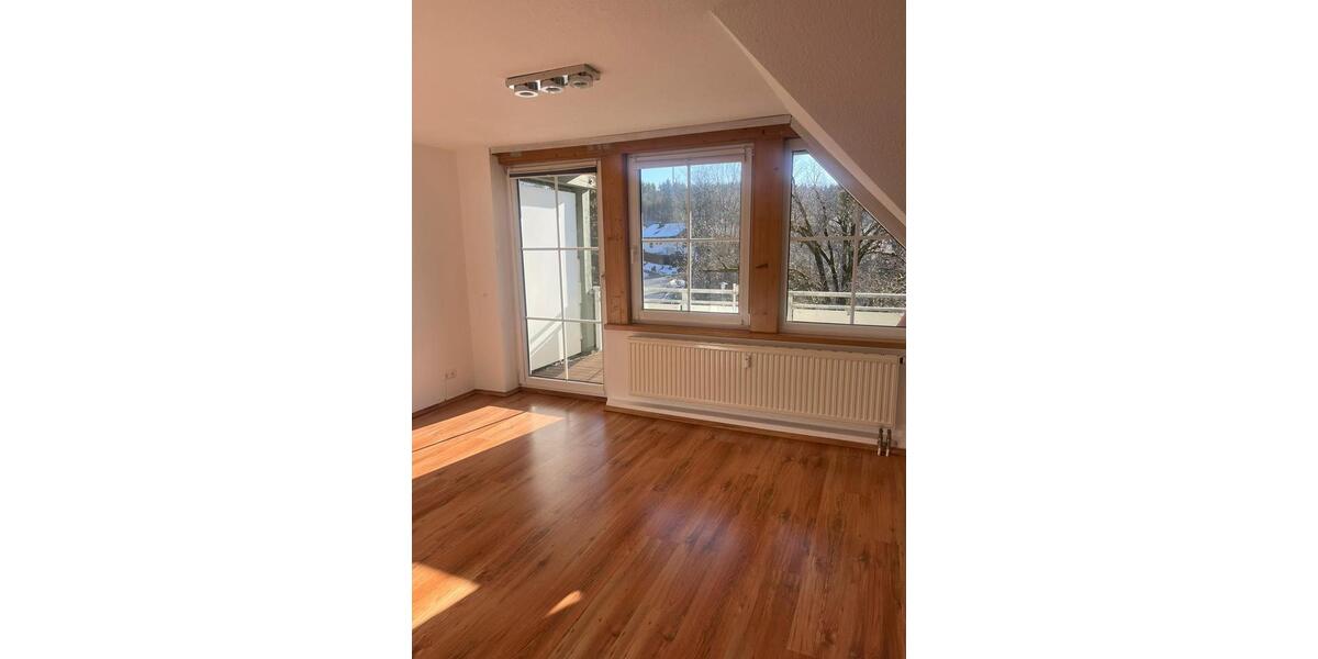 Dachgeschoßwohnung Amtzell - 1 Zimmer, 32 m&sup2;, 680&euro; | Angebot:24753504