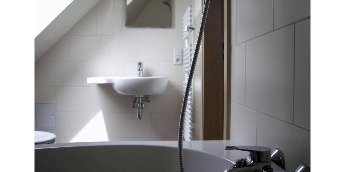 Dachgeschoßwohnung Senftenberg - 2 Zimmer, 39 m&sup2;, 590&euro; | Angebot:24785063