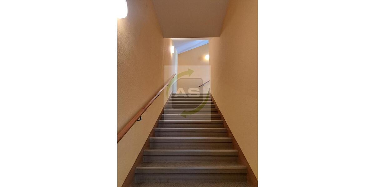 Etagenwohnung Zwickau - 4 Zimmer, 161 m&sup2;, 1.156&euro; | Angebot:26263464