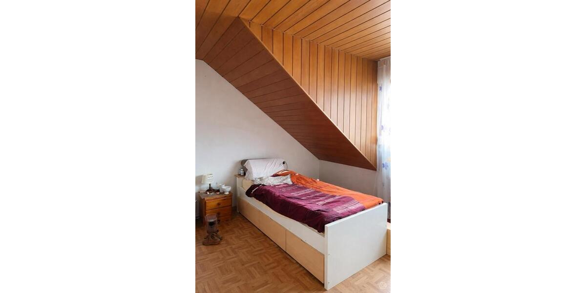 Dachgeschoßwohnung Stolberg (Rhld.) Büsbach - 3 Zimmer, 63 m&sup2;, 567&euro; | Angebot:26664039