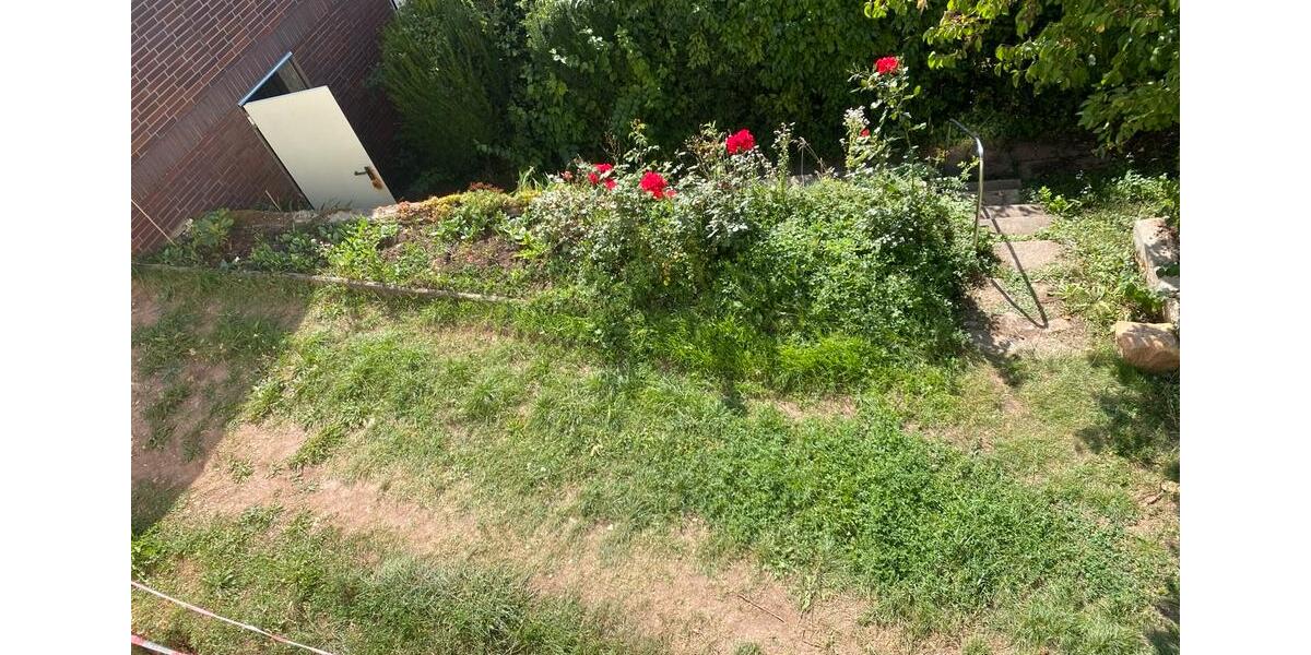 Einfamilienhaus Ebern - 6 Zimmer, 180 m&sup2;, 2.100&euro; | Angebot:25895296