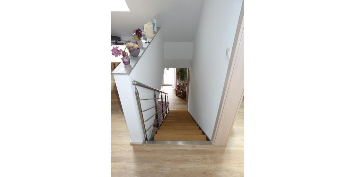 Dachgeschoßwohnung Zapfendorf - 5 Zimmer, 135 m&sup2;, 1.210&euro; | Angebot:26019917