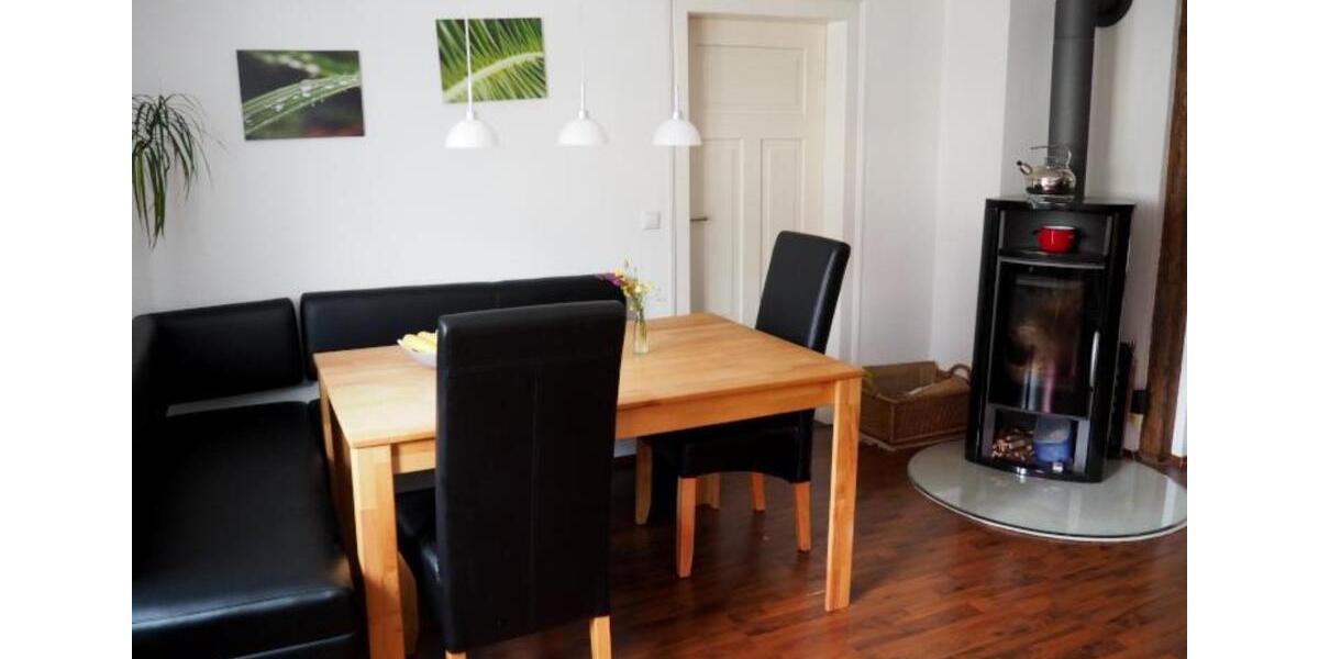 Möbliert oder Unmöbliertes WG Zimmer 18m² wohnen über 90m² 1 zimmer