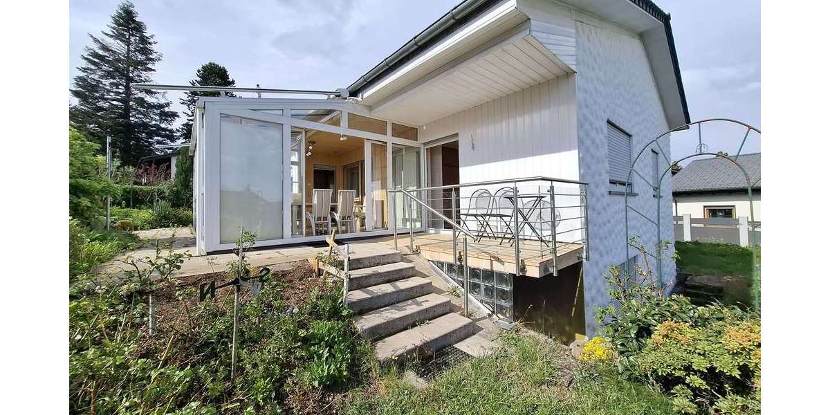 Etagenwohnung Loßburg - 4 Zimmer, 95 m&sup2;, 1.250&euro; | Angebot:26837222