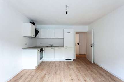 Wohnung Karlsruhe Südstadt - 3 Zimmer, 65 m&sup2;, 1.300&euro; | Angebot:26565551