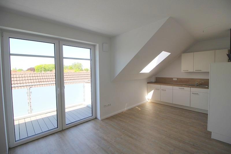 Dachgeschoßwohnung Papenburg - 3 Zimmer, 66 m&sup2;, 620&euro; | Angebot:25418695