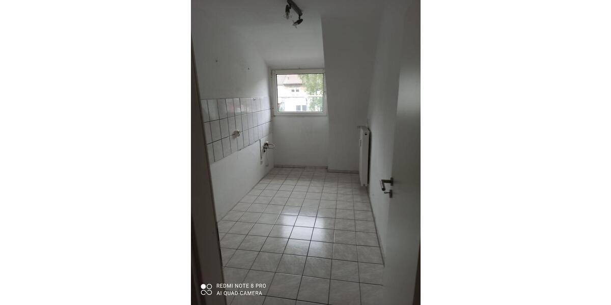 Etagenwohnung Duisburg Mittelmeiderich - 2 Zimmer, 52 m&sup2;, 360&euro; | Angebot:26563502