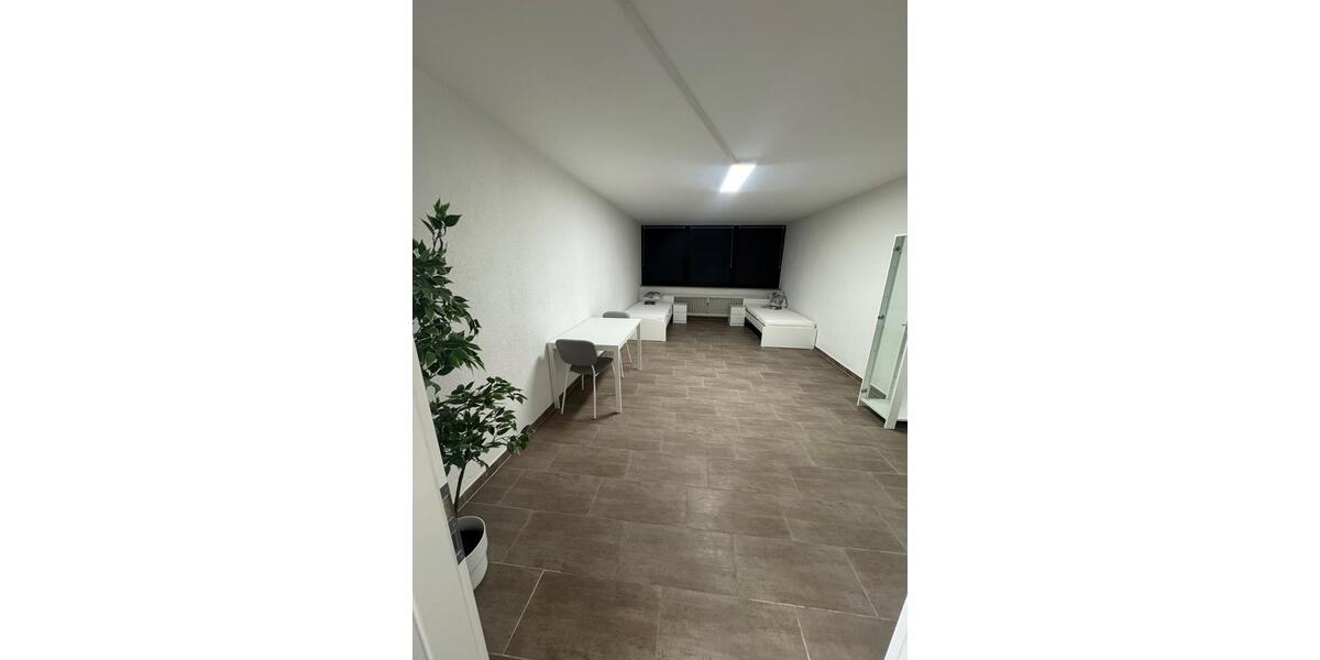 Wohnen auf Zeit Ludwigshafen am Rhein - 5 Zimmer, 210 m&sup2;, 750&euro; | Angebot:26153724