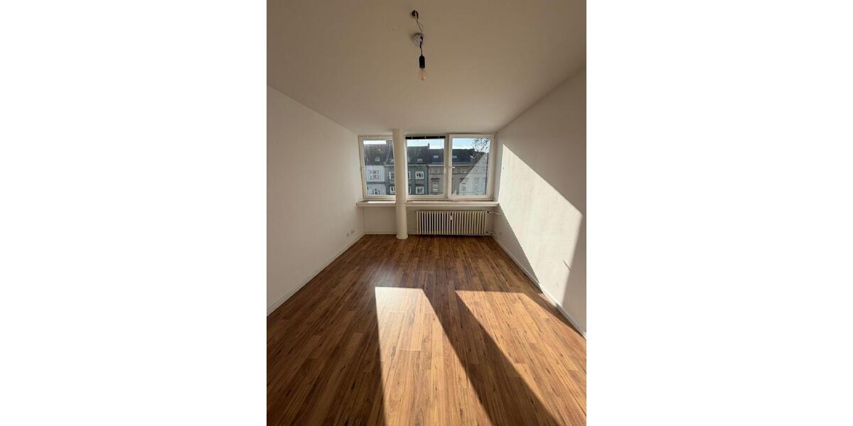 Dachgeschoßwohnung Köln Innenstadt - 3 Zimmer, 86 m&sup2;, 1.700&euro; | Angebot:26636029