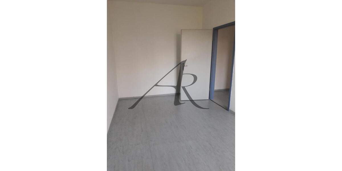 Etagenwohnung Stendal - 2 Zimmer, 48 m&sup2;, 390&euro; | Angebot:26423860