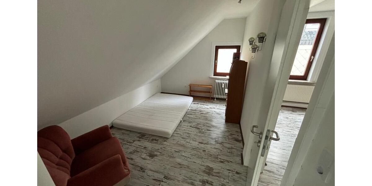 Dachgeschoßwohnung Braunlage Sankt Andreasberg - 2.5 Zimmer, 37 m&sup2;, 300&euro; | Angebot:24604562