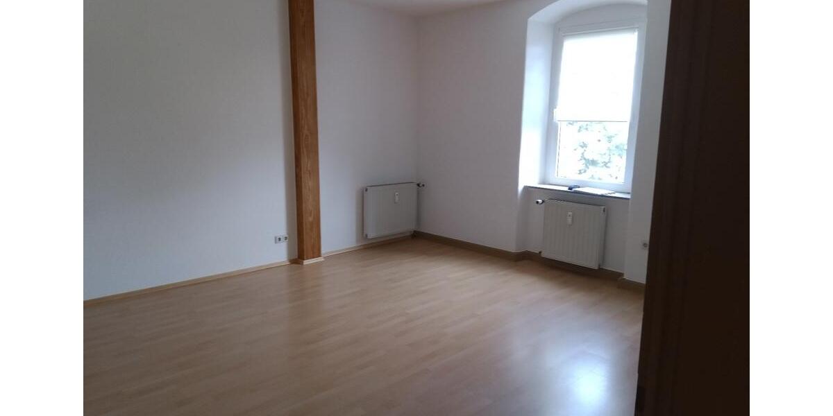 Etagenwohnung Ebersbach - 2 Zimmer, 57 m&sup2;, 377&euro; | Angebot:26125412