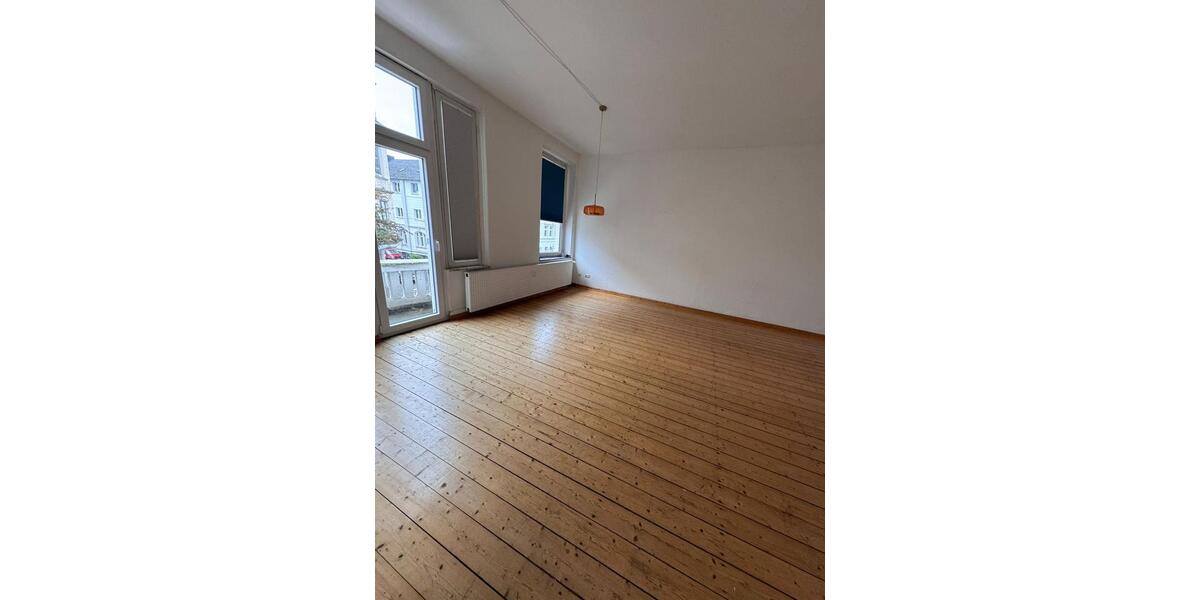 Attraktive 70 m² Wohnung mit Balkon und Einbauküche in zentraler Lage 2 zimmer