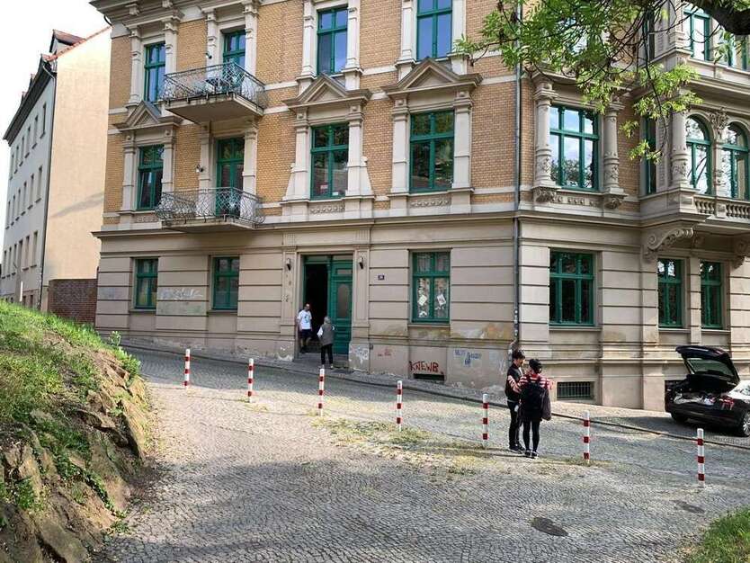 Wohnung zum Mieten in Halle 380 € 26 m²