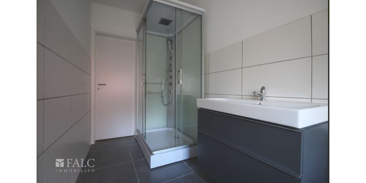 Dachgeschoßwohnung Suderburg - 3 Zimmer, 80 m&sup2;, 500&euro; | Angebot:25871550