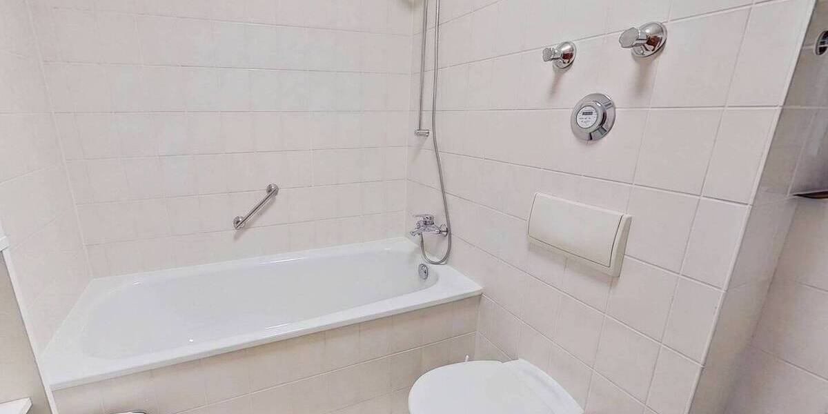 Etagenwohnung Düsseldorf Hellerhof - 3 Zimmer, 79 m&sup2;, 1.048&euro; | Angebot:26740552