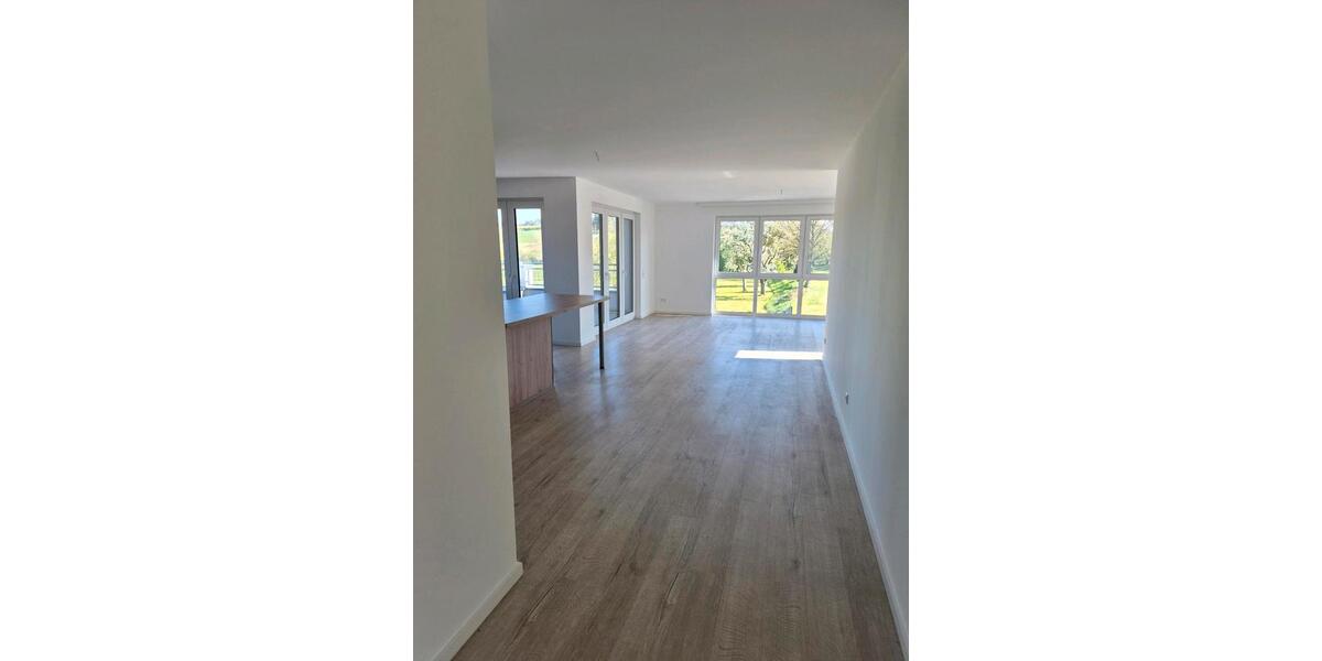 Etagenwohnung Rittersdorf - 3 Zimmer, 116 m&sup2;, 1.300&euro; | Angebot:26238645