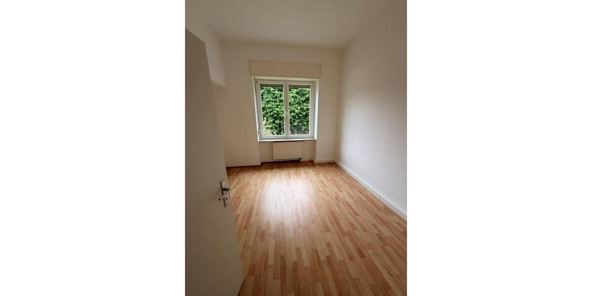 Erdgeschoßwohnung Essen Stadtbezirk III - 2 Zimmer, 44 m&sup2;, 399&euro; | Angebot:26637422