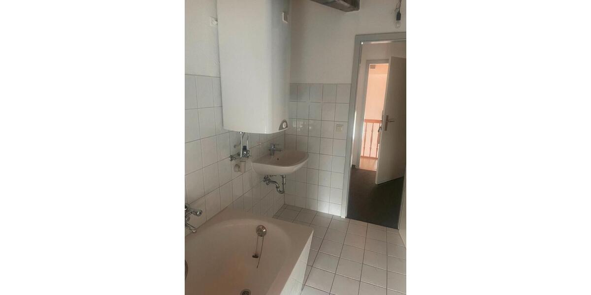 Dachgeschoßwohnung Krakow am See - 3 Zimmer, 62 m&sup2;, 470&euro; | Angebot:26381216