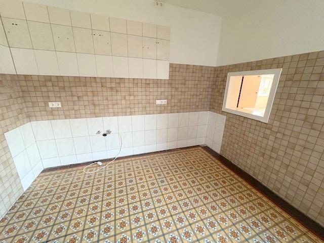 Einfamilienhaus Werlte - 9 Zimmer, 373 m&sup2;, 2.000&euro; | Angebot:23598638