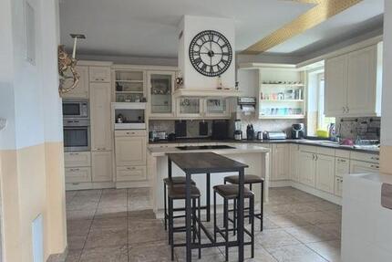 Wohnen auf Zeit Mauerstetten - 2 Zimmer, 83 m&sup2;, 600&euro; | Angebot:26228972