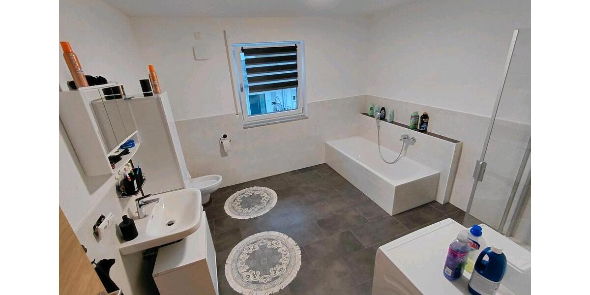 Etagenwohnung Postmünster - 3 Zimmer, 79 m&sup2;, 810&euro; | Angebot:26678788