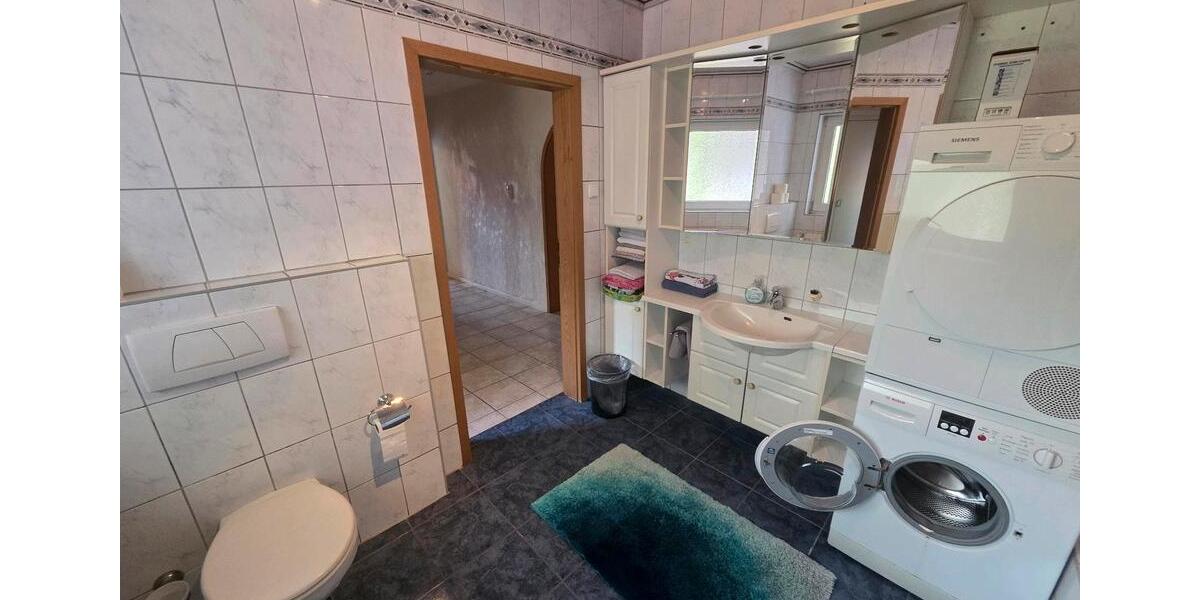 Erdgeschoßwohnung Papenburg - 4 Zimmer, 155 m&sup2;, 550&euro; | Angebot:25385588