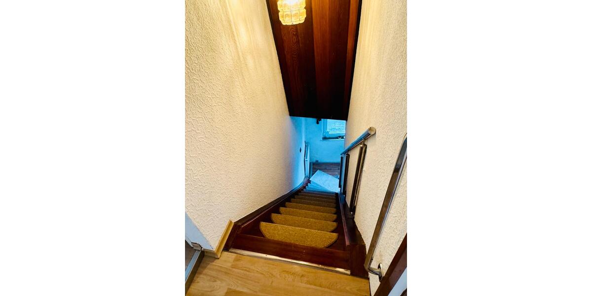 Etagenwohnung Mainz - 3 Zimmer, 90 m&sup2;, 1.100&euro; | Angebot:24685887