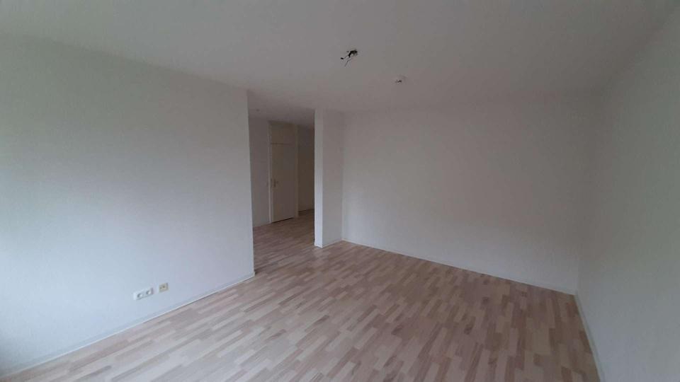 Erdgeschoßwohnung Witten Annen - 3 Zimmer, 77 m&sup2;, 414&euro; | Angebot:23990177