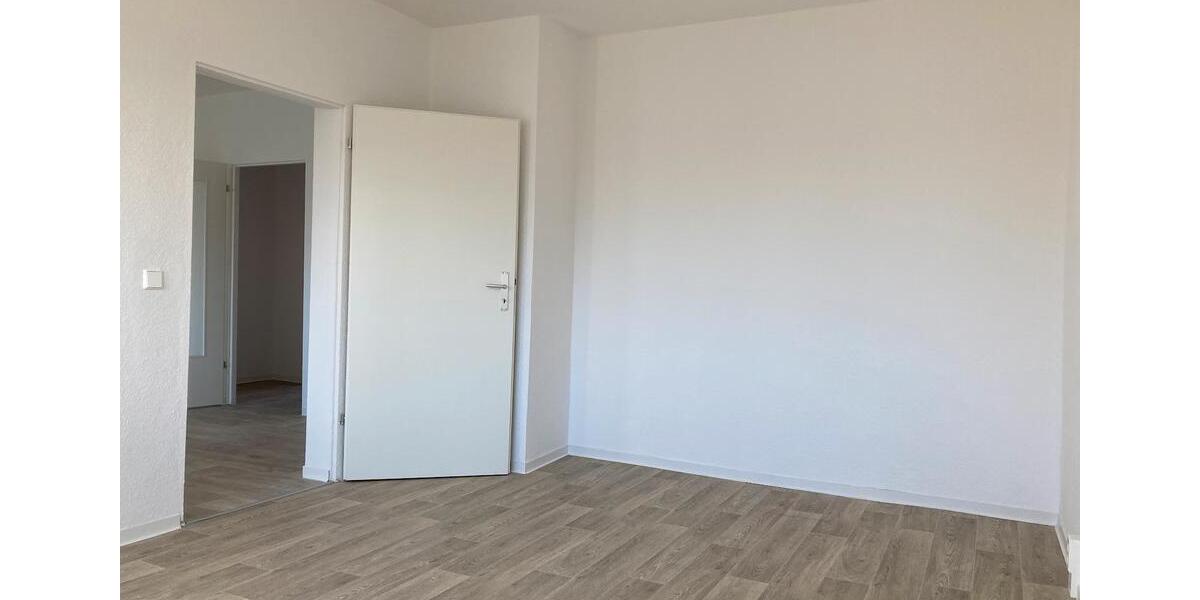 Erdgeschoßwohnung Döbeln - 2 Zimmer, 50 m&sup2;, 278&euro; | Angebot:24699465
