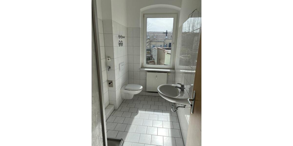 Etagenwohnung Riesa Neuweida - 4 Zimmer, 107 m&sup2;, 550&euro; | Angebot:26635368