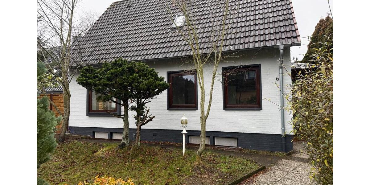 Renoviertes Einfamilien Haus in Spielstraße Zentral Heide 5 zimmer