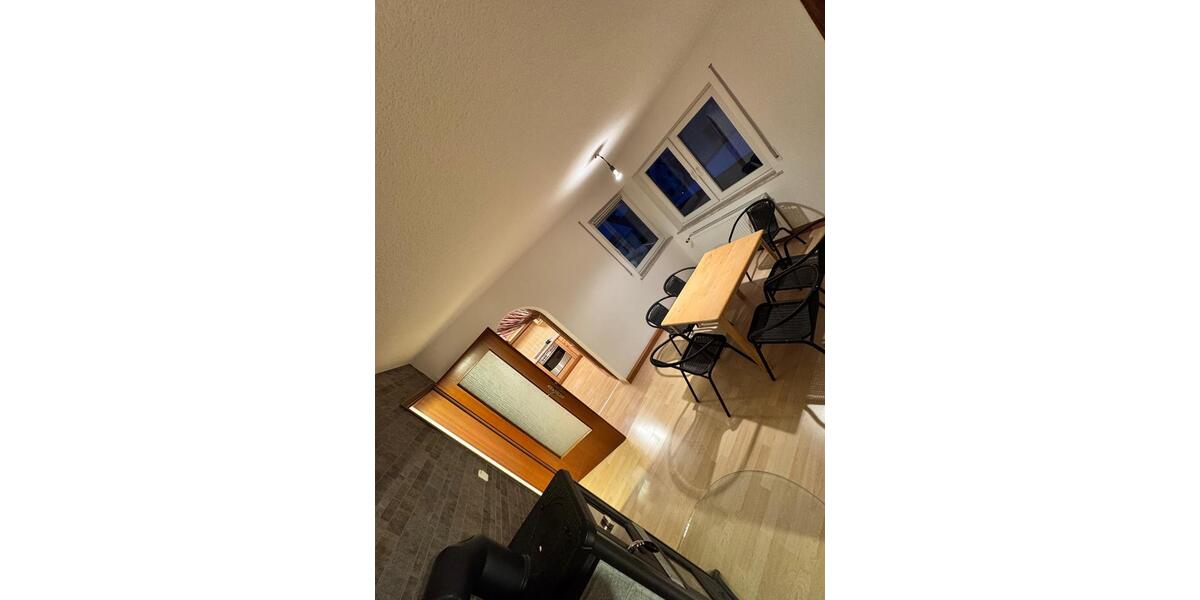 Etagenwohnung Coburg - 5 Zimmer, 115 m&sup2;, 800&euro; | Angebot:24398157
