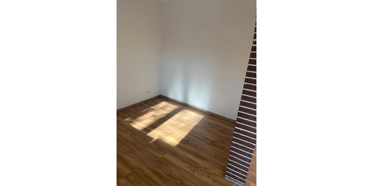 Erdgeschoßwohnung Neuhaus (Oste) - 3.5 Zimmer, 100 m&sup2;, 850&euro; | Angebot:25782492