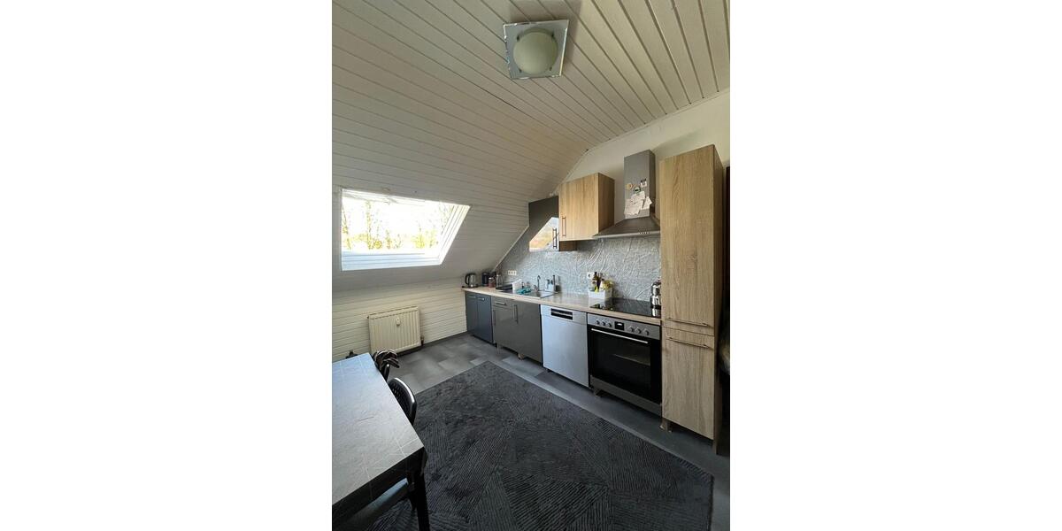 Dachgeschoßwohnung Reiskirchen - 3 Zimmer, 900&euro; | Angebot:26034182