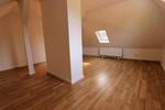 Dachgeschoßwohnung Wilhelmshaven - 3 Zimmer, 65 m&sup2;, 400&euro; | Angebot:26687655