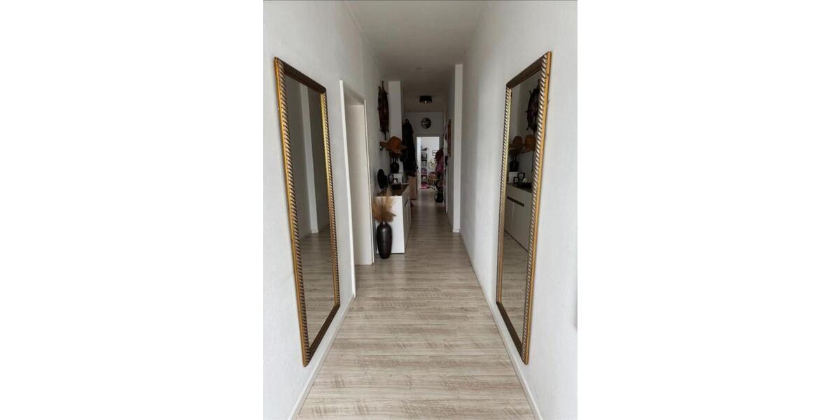 Etagenwohnung Holzminden - 3 Zimmer, 105 m&sup2;, 700&euro; | Angebot:26641743