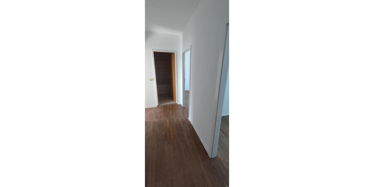 Etagenwohnung Schönebeck (Elbe) - 3 Zimmer, 70 m&sup2;, 360&euro; | Angebot:22584787