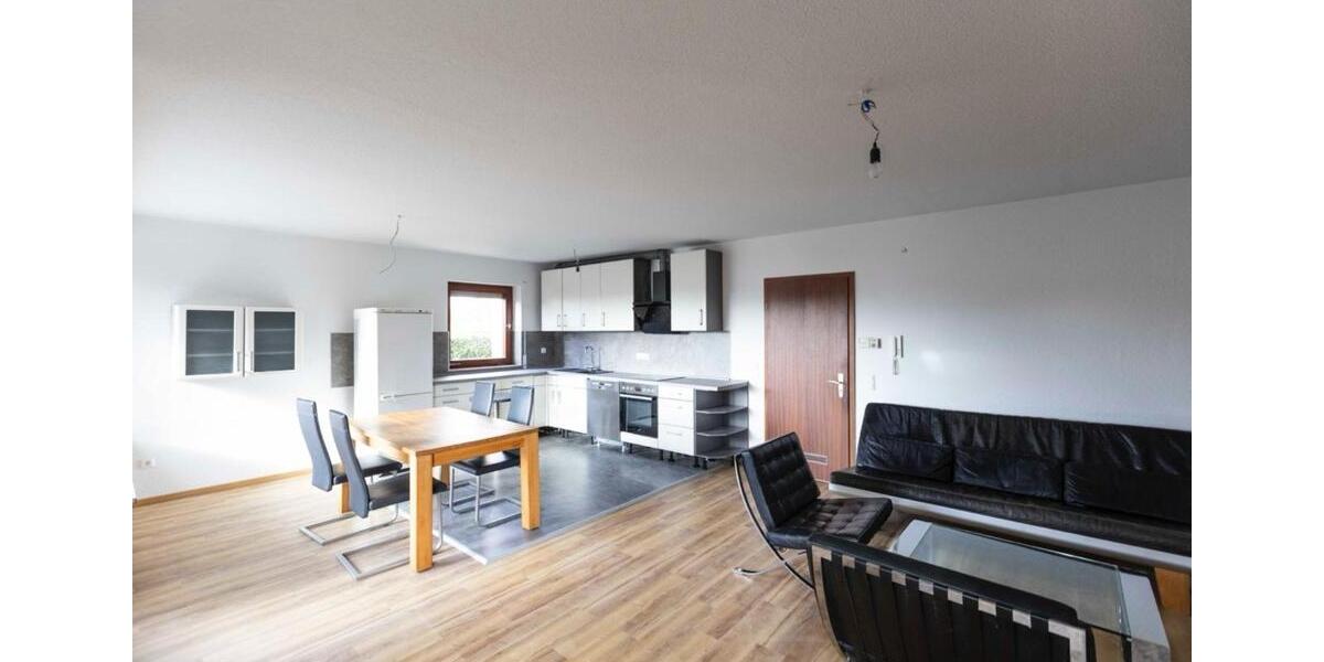 Etagenwohnung Mühlacker - 4 Zimmer, 115 m&sup2;, 1.200&euro; | Angebot:24692015