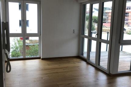 Wohnung Deggendorf - 2 Zimmer, 68 m&sup2;, 770&euro; | Angebot:25990709