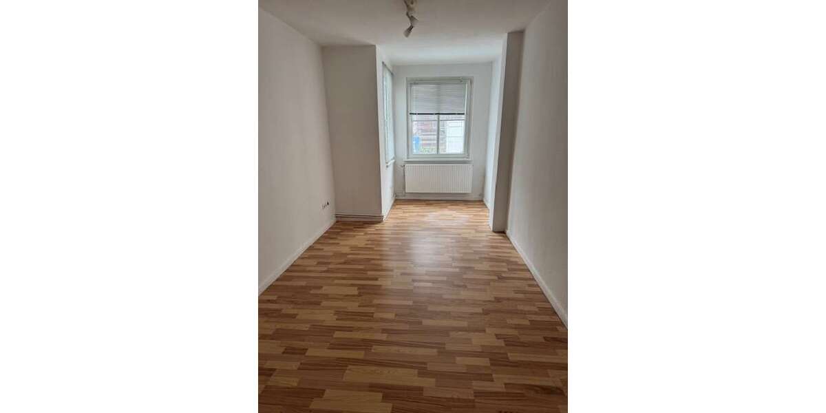Etagenwohnung Hannover - 3 Zimmer, 85 m&sup2;, 849&euro; | Angebot:25872376