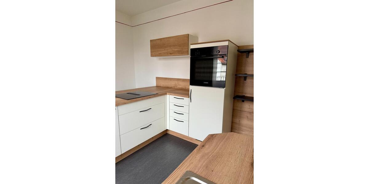 Charmante 4-Zimmer-Wohnung in historischem Gebäude – kernsaniert 4 zimmer