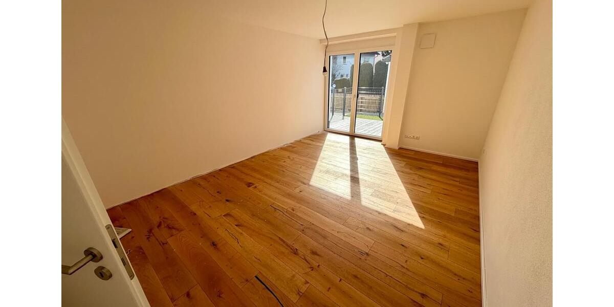 Etagenwohnung Vilsbiburg - 3.5 Zimmer, 104 m&sup2;, 1.120&euro; | Angebot:26000062