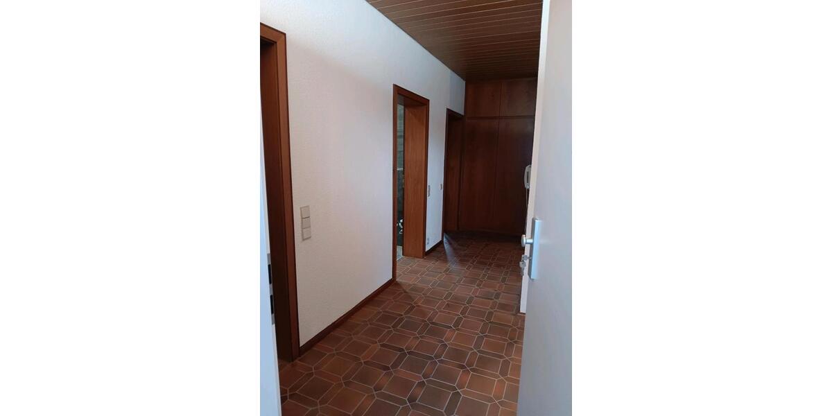 Mehrfamilienhaus, Wohnhaus Bickenbach - 3 Zimmer, 106 m&sup2;, 1.600&euro; | Angebot:25876517