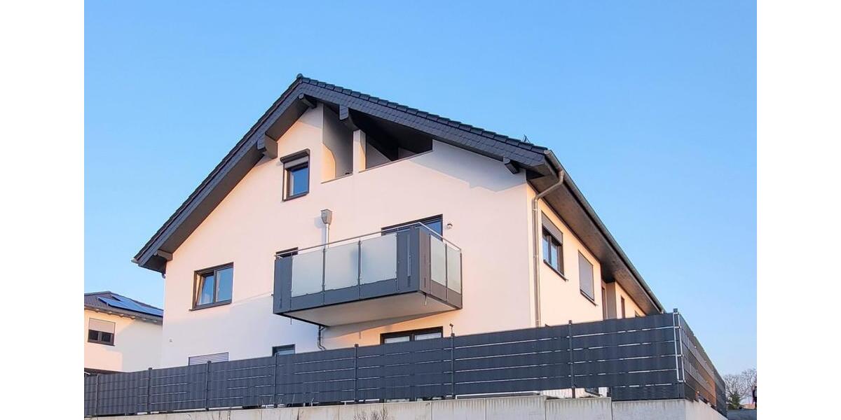 Etagenwohnung Wächtersbach - 3 Zimmer, 90 m&sup2;, 750&euro; | Angebot:25512395