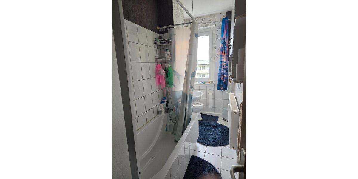 Etagenwohnung Querfurt - 3 Zimmer, 60 m&sup2;, 300&euro; | Angebot:26560365